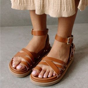 BRAND NEW Alohas Buckle Up Sandals